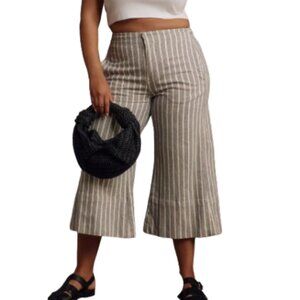 Anthropologie Pilcro Foxglove Mid Rise Crop Flare Pant Size 34